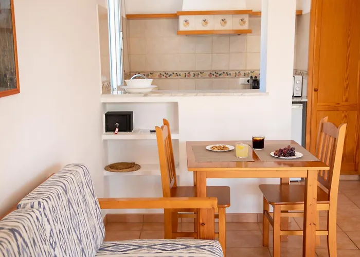 Island * קאלה אן בלאנס